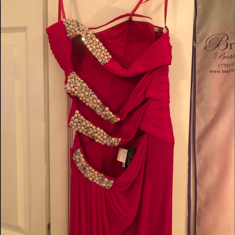 Prom dress - Picture 2 of 6